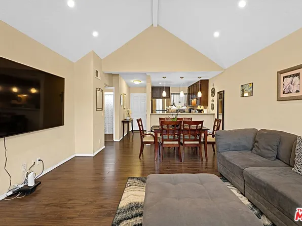 2507 E 15th St Unit 305, Long Beach, CA 90804