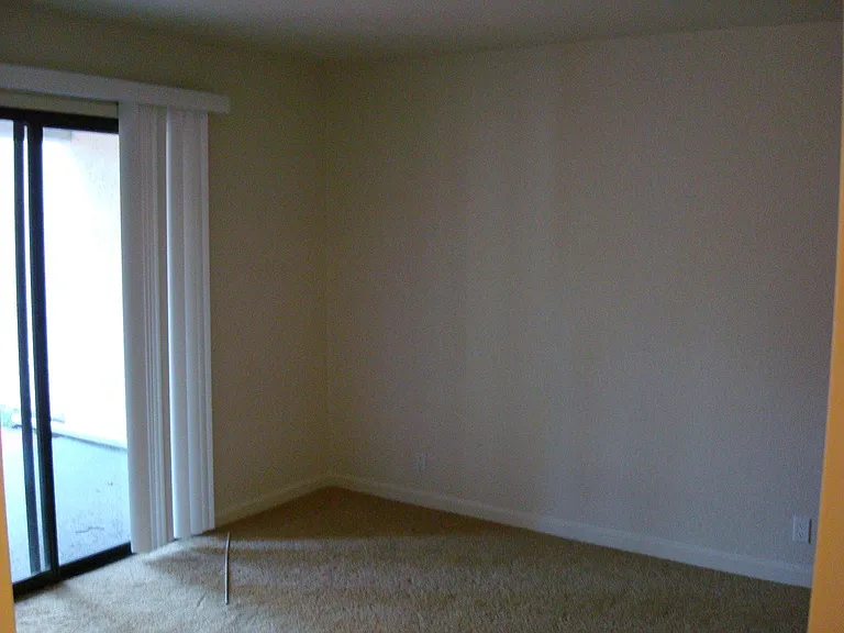 ground floor small bedroom