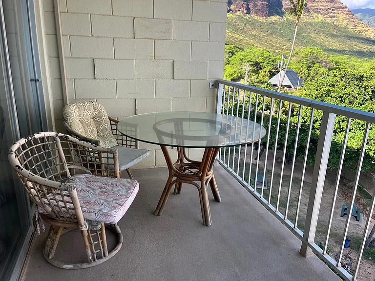 Part of the double-length lanai