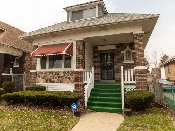 8018 S Bennett Ave, Chicago, IL 60617