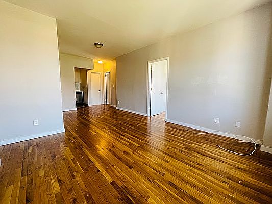 5th image of 414 E 119th St APT 5FW
