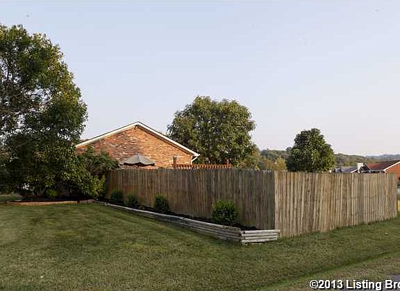 4th image of 200 Holly Hills Dr