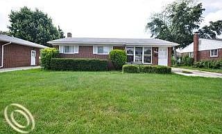 4th image of 30961 Roycroft St