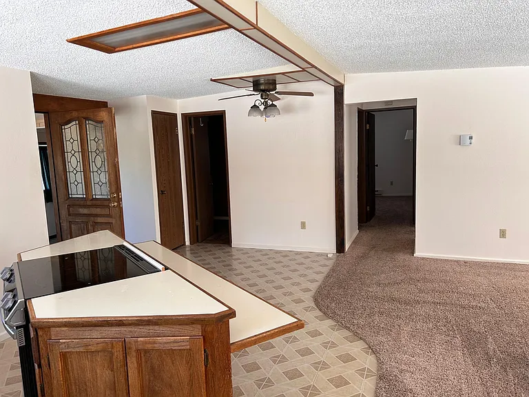 203 W Bonge Ave #5 — Photo 5