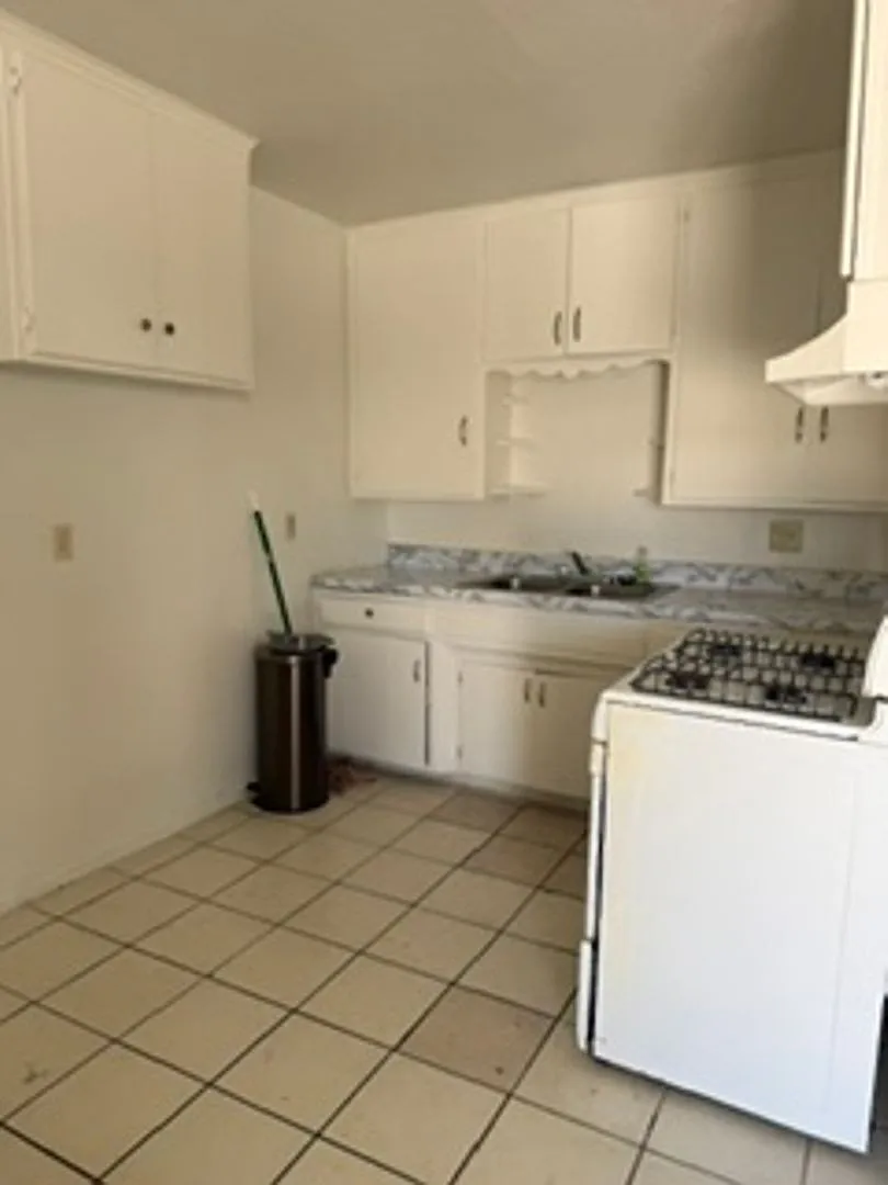 Move-In Ready — Photo 2