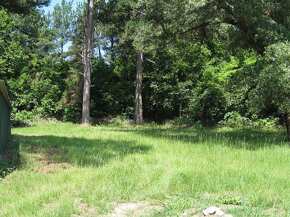 5th image of 23008 Creekwood Dr