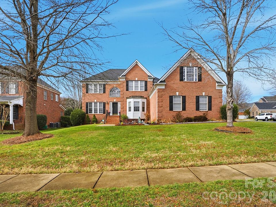 1st image of 3304 Taviston Dr