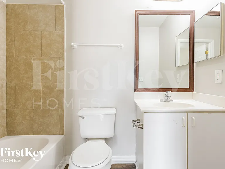 817 Grantham Dr — Photo 14