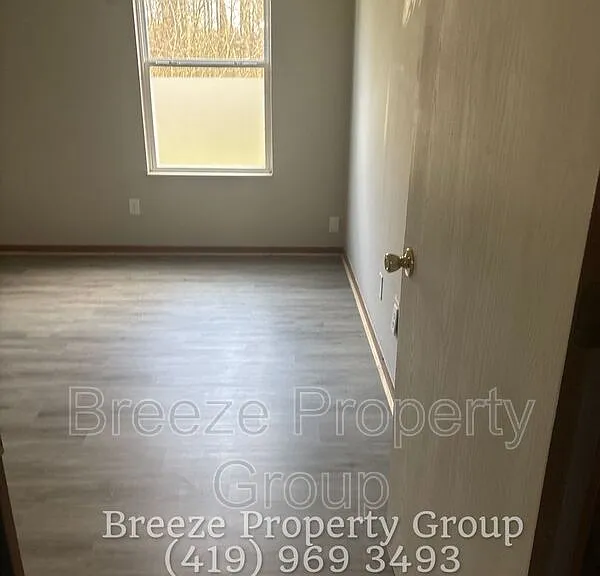 2983 Megan Cir — Photo 15