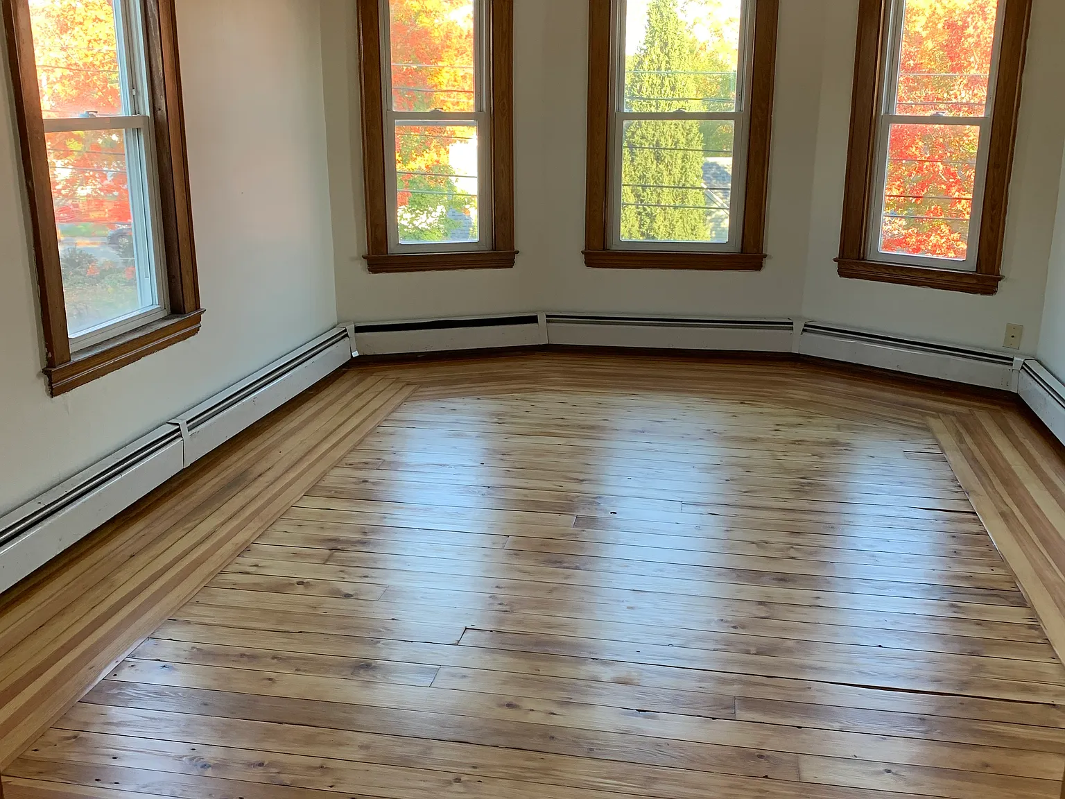 4 bed, 1600 sqft, $2,200 — Photo 2