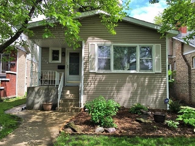 1st image of 5104 W Windsor Ave