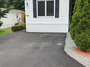 243 Seasons Dr, Bridgewater, NS B4V3M6