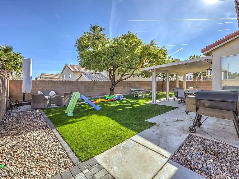 5404 Avent Ferry St — Photo 35