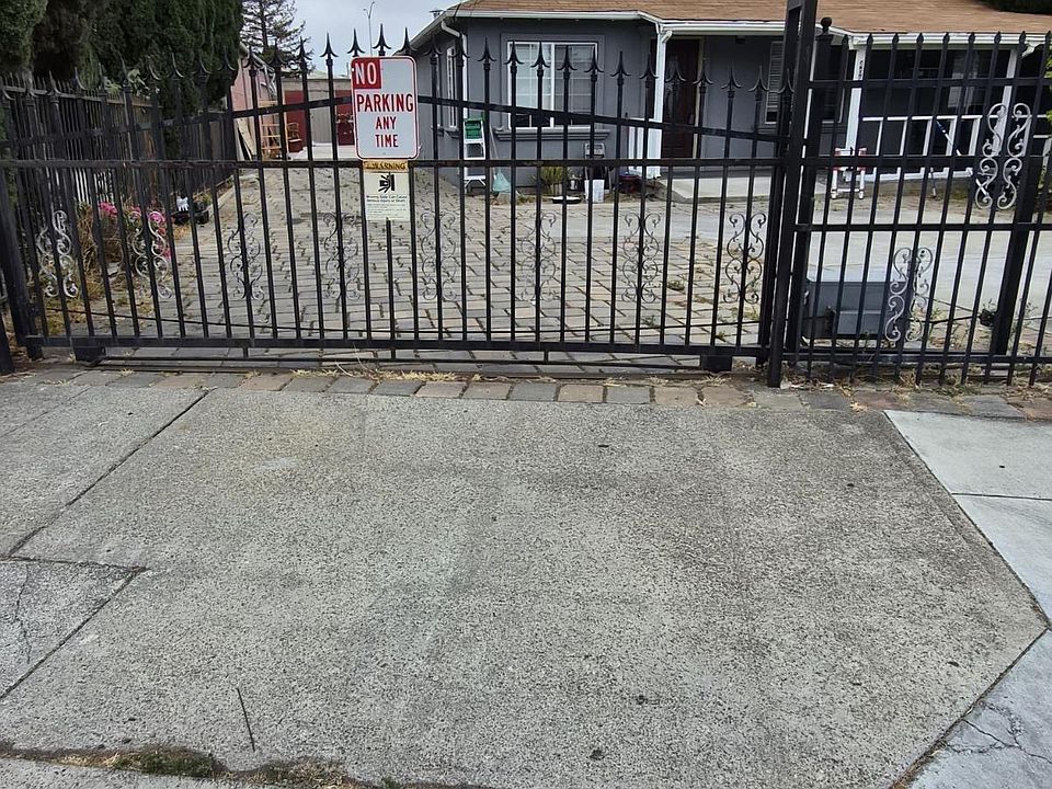 1st image of 409 Worth St