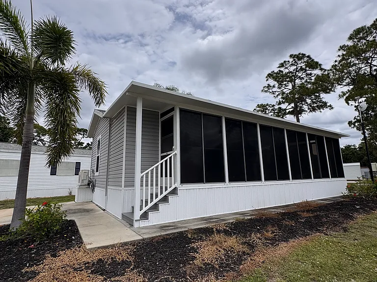 7125 Fruitville Rd #738 — Photo 8
