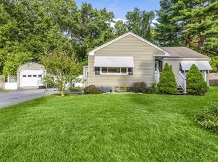 165 Stapleton Rd, Springfield, MA 01109