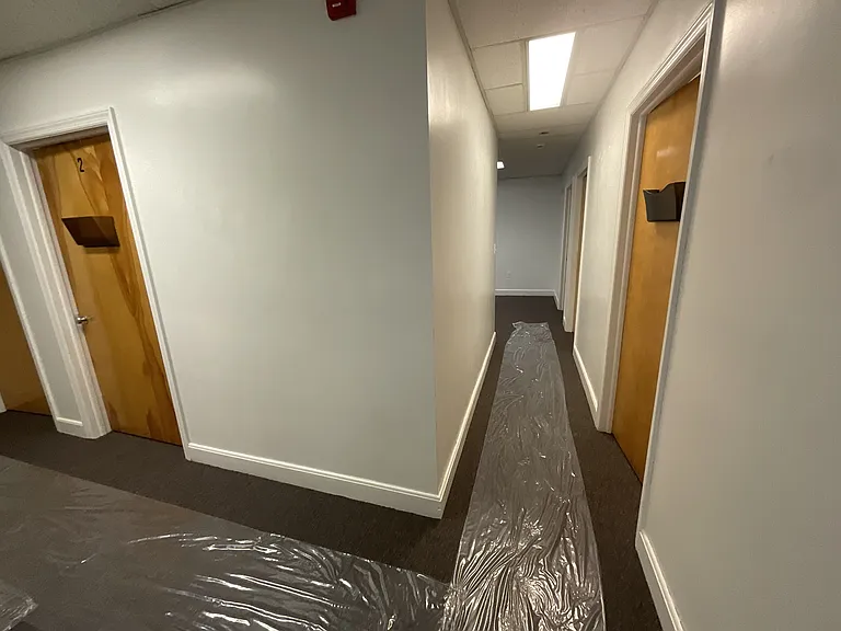 5 Center Sq — Photo 16