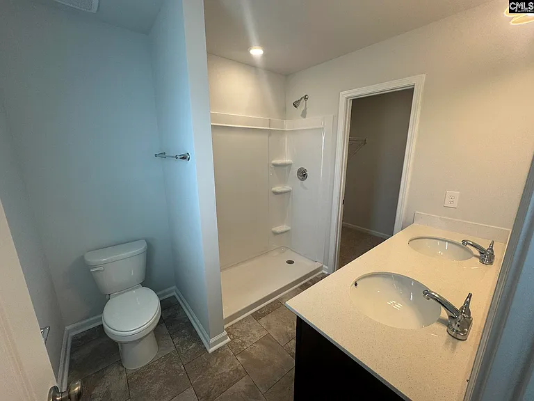 141 Cary Ln — Photo 17
