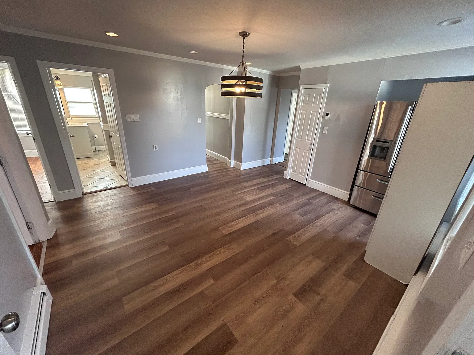3 bed, 1200 sqft, $2,800 — Photo 2