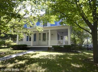 7105 Carroll Ave, Takoma Park, MD 20912