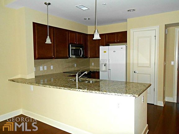 2nd image of 200 River Vista Dr Unit 637