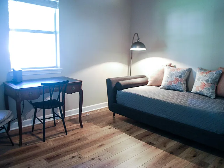 1108 Royal Dr — Photo 16