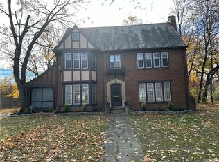 14420 Onaway Rd, Shaker Heights, OH 44120