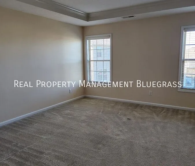 4715 Larkhill Ln — Photo 7