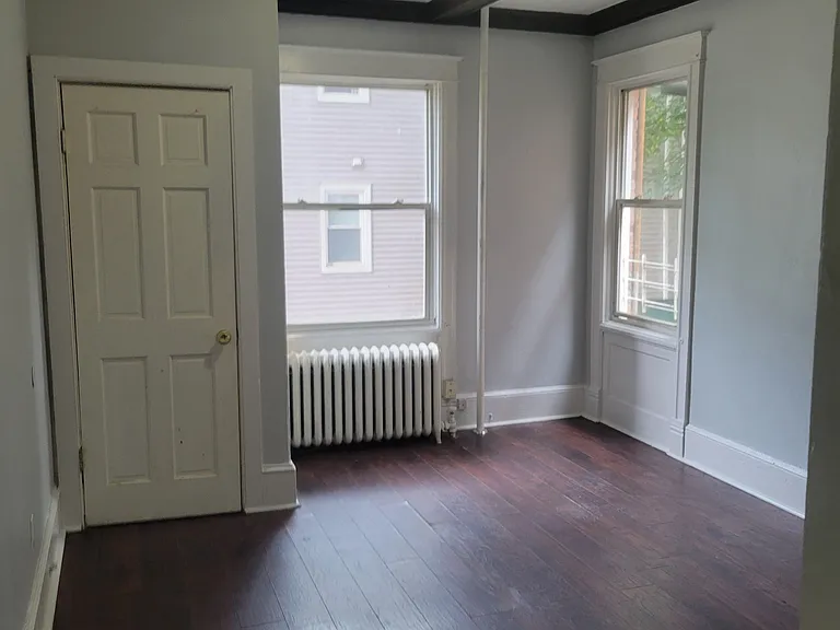 400 Church St #2 — Photo 2