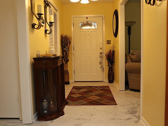 3rd image of 165 Lake Circle Dr