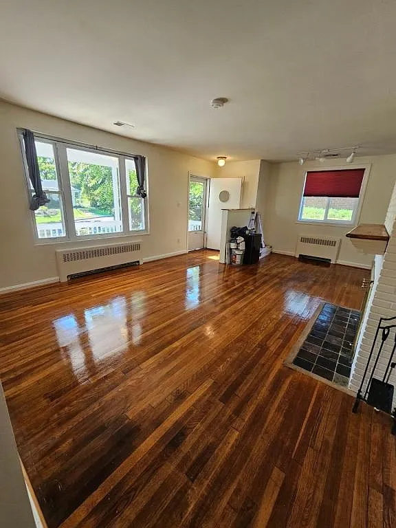3314 Stanford Street — Photo 3