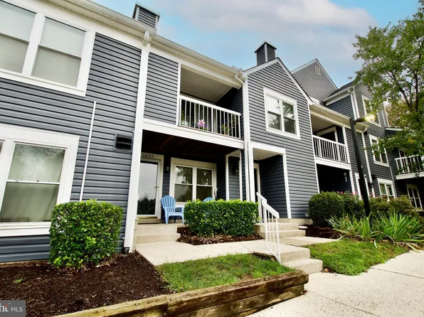 5833 Orchard Hill Ln #5833, Clifton, VA 20124