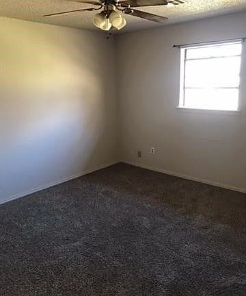 4th image of 205 E Morris Ave