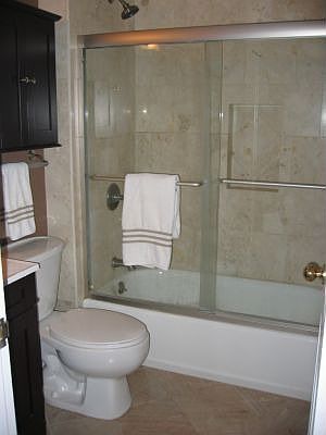Remodeled main floor bath