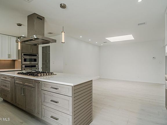 5th image of 9000 Galena Dr
