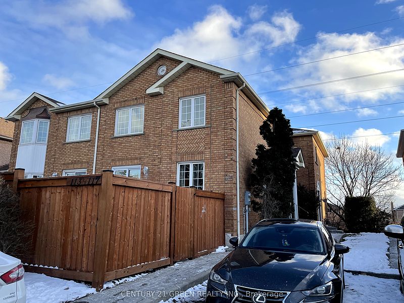 Brampton Townhouse for rent - 4 Bedrooms — photo 2