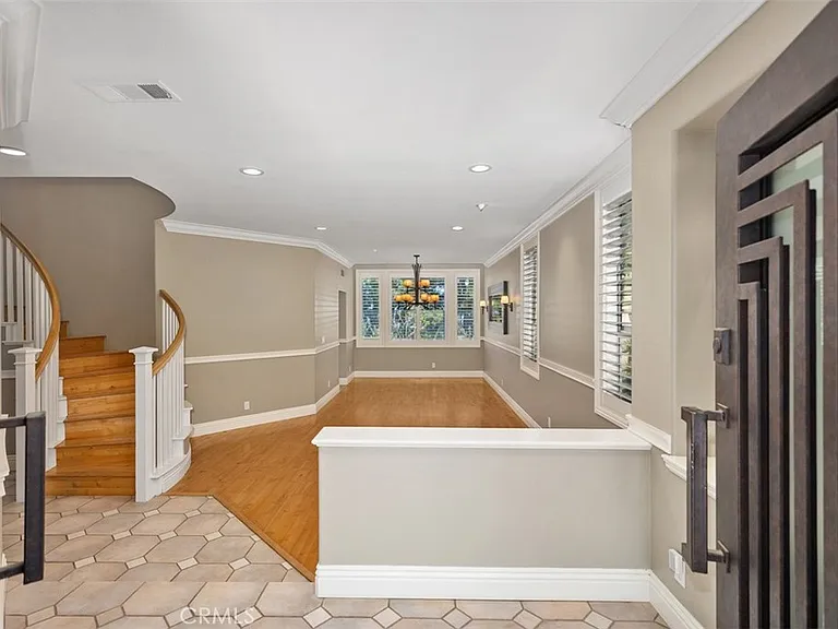 44 Raven Ln — Photo 3