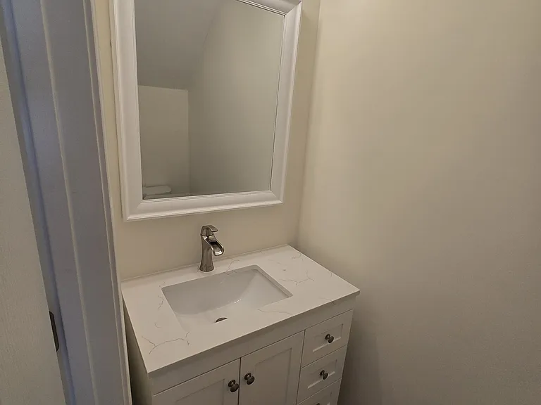 118 Chaucer Ct — Photo 6