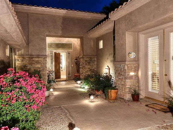 3rd image of 13499 E Del Timbre Dr