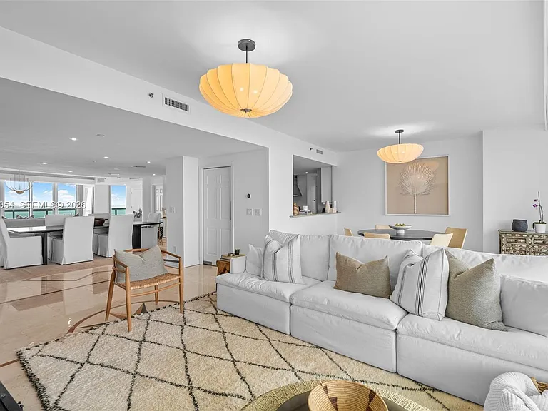 1643 Brickell Ave #2805 — Photo 5