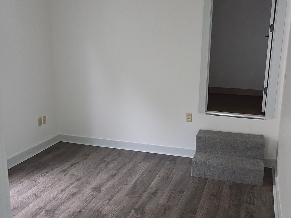 2nd image of 56 Elm St #E
