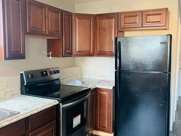 4th image of 918-920 Palmer St #B