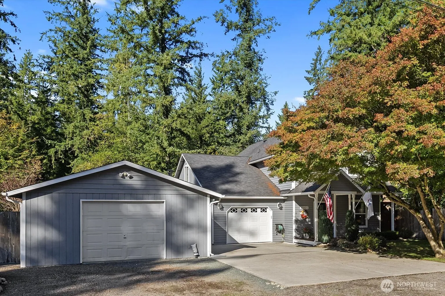 40925 Mountain View Place W photo 1