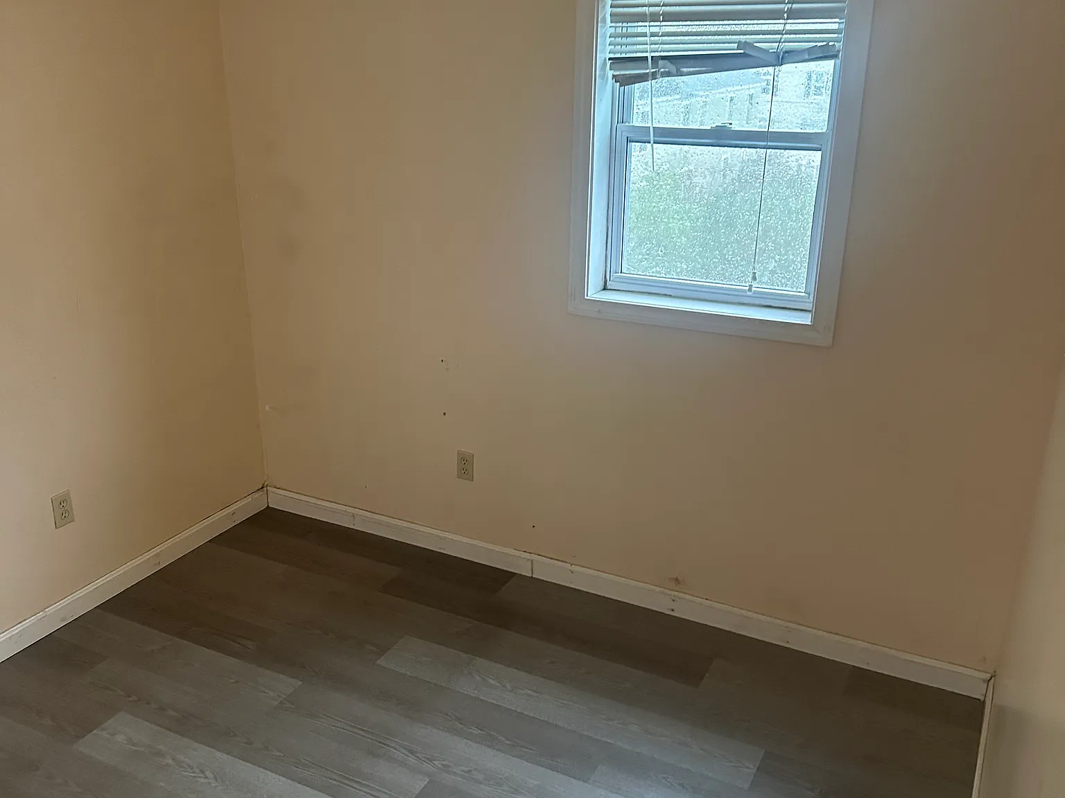 2 bed, 900 sqft, $2,300 — Photo 4