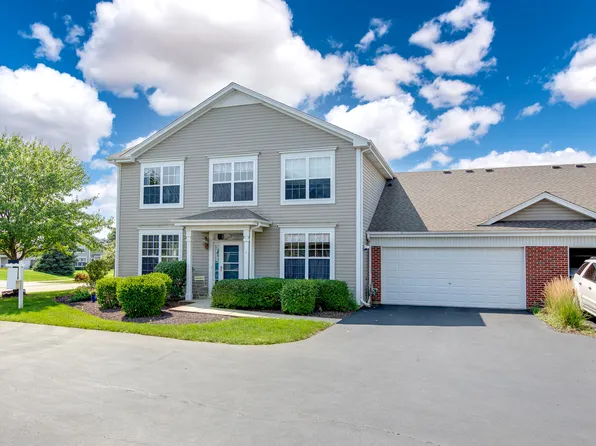 206 Brompton Ln #A, Sugar Grove, IL 60554