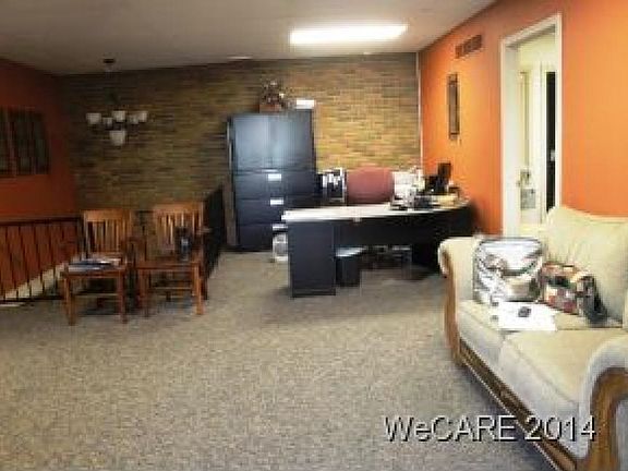 3rd image of 213 W Columbus St