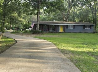 5076 Woodlawn Dr, Bastrop, LA 71220