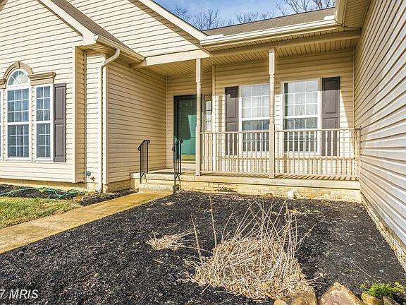 2nd image of 59 Saddleridge Ct