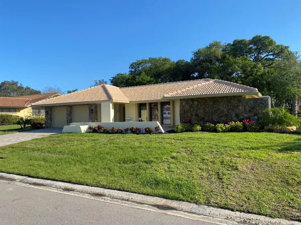 424 Yacht Harbor Dr, Osprey, FL 34229