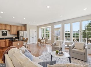 601 Burberry Ter SE, Leesburg, VA 20175